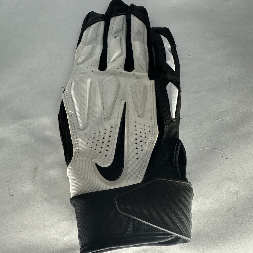 New Nike D-Tack Size YL Lineman Men’s Padded Football Glove Right hand only